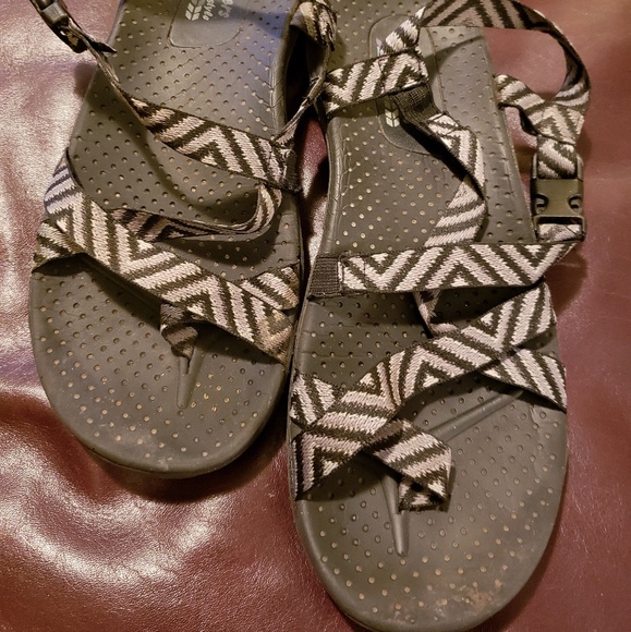 skechers chacos